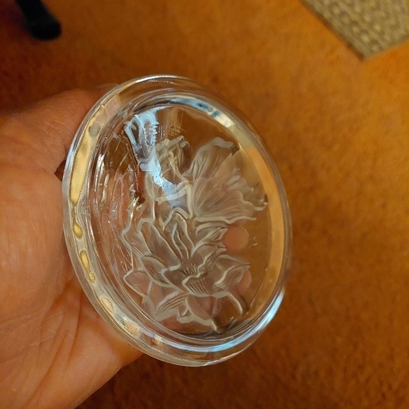 Vintage* 90s Kig Frosted Lotus Cut Glass Candy/Trinket Dish - Picture 4 of 7